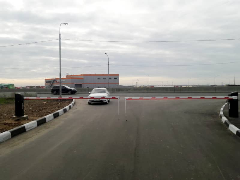 Шлагбаум DoorHan в Новгороде с установкой