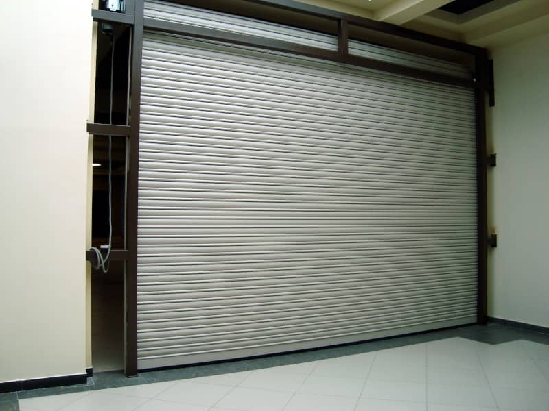 Роллетные ворота DoorHan в Новгороде с установкой